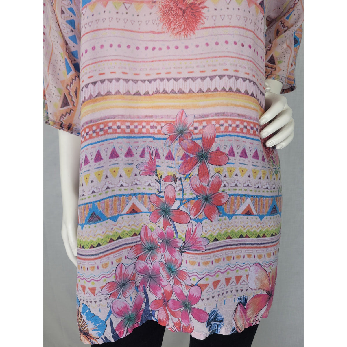 Johnny Was Elly Flair Aztec Geometric Floral Print Rayon Tunic Top Women's Sz S