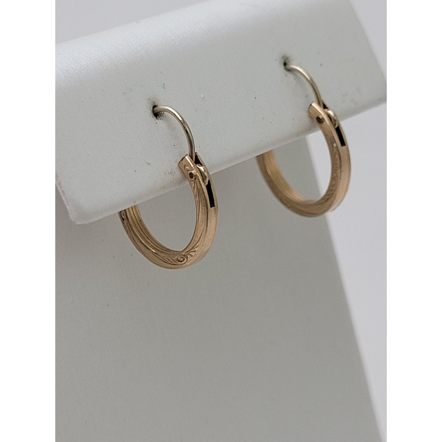 10K Solid Yellow Gold Huggie Hoop Earrings