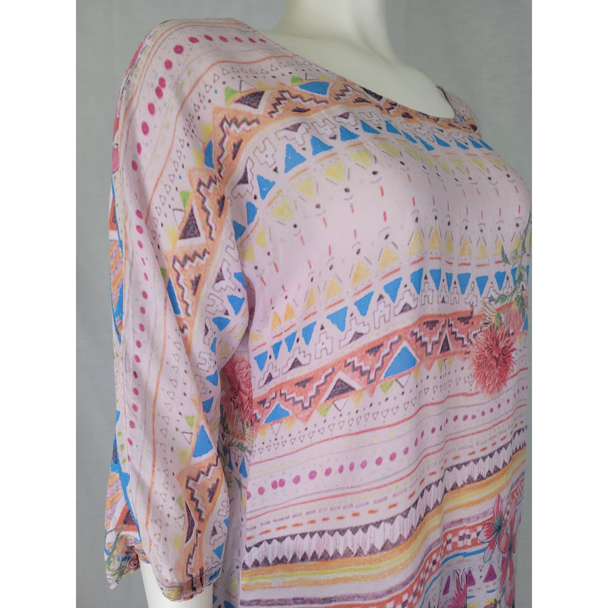 Johnny Was Elly Flair Aztec Geometric Floral Print Rayon Tunic Top Women's Sz S