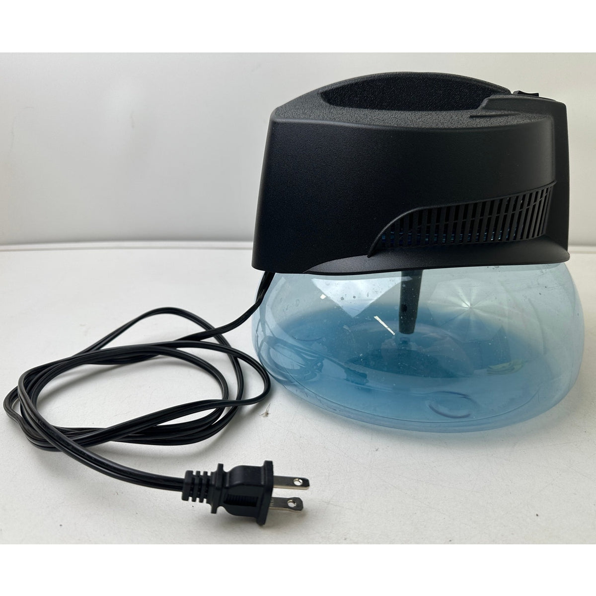 Rainbow Rainmate IL AP-2 Illuminated Water Air Freshener Diffuser + 2 Fragrances