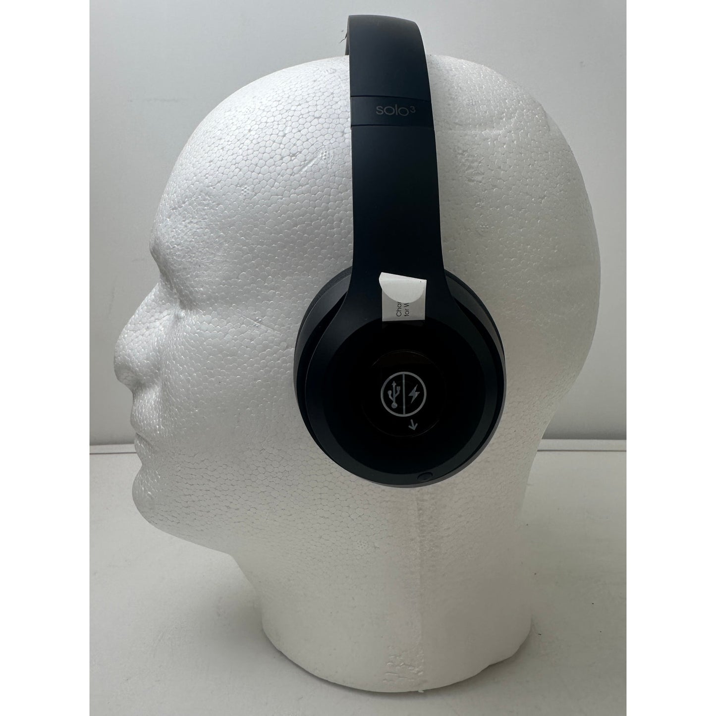 Beats Solo3 Wireless On-Ear Headphones Matte Black | Open box / Unsealed