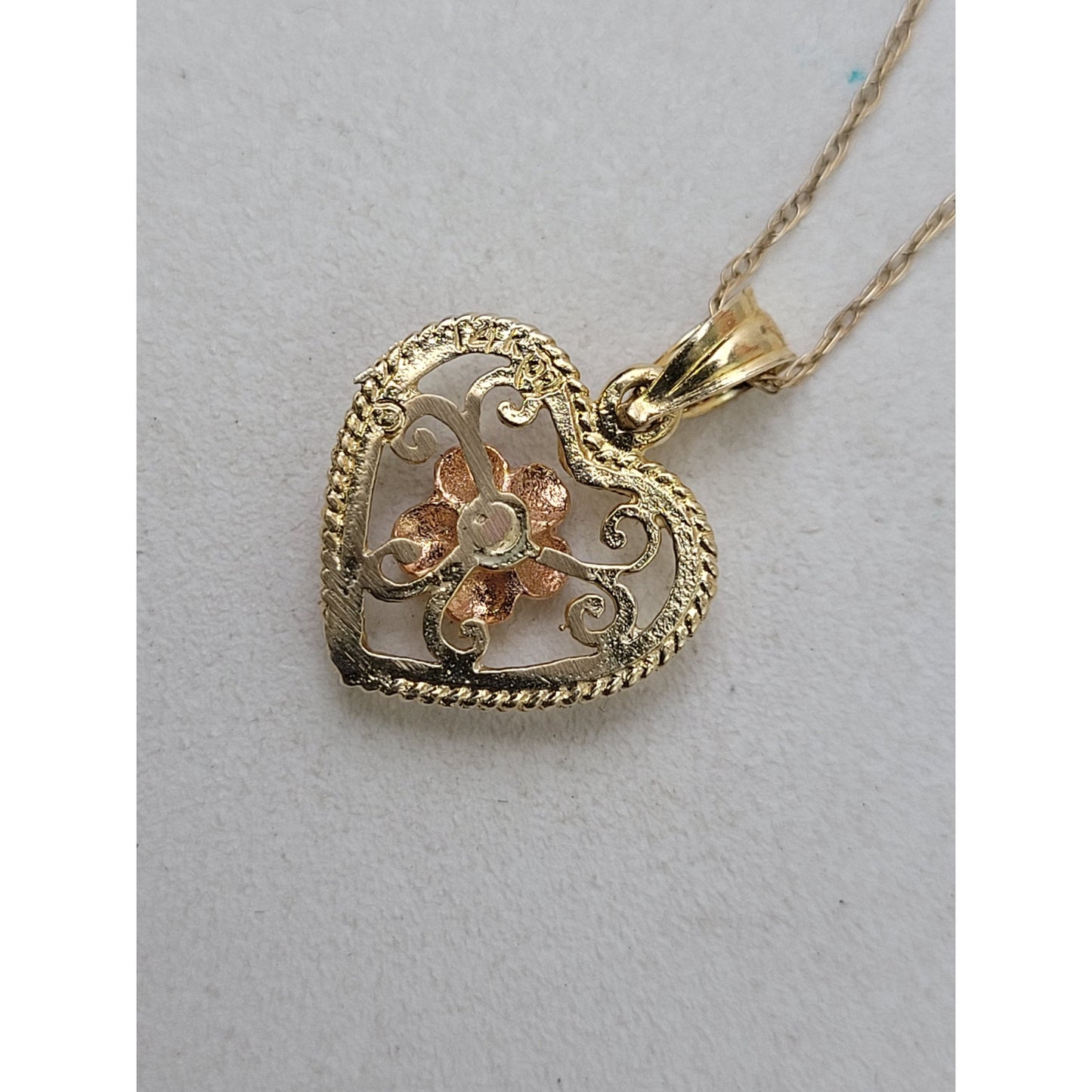 14K Black Hills Gold Rose & Heart Pendent on 10K Yellow Gold Dainty Chain