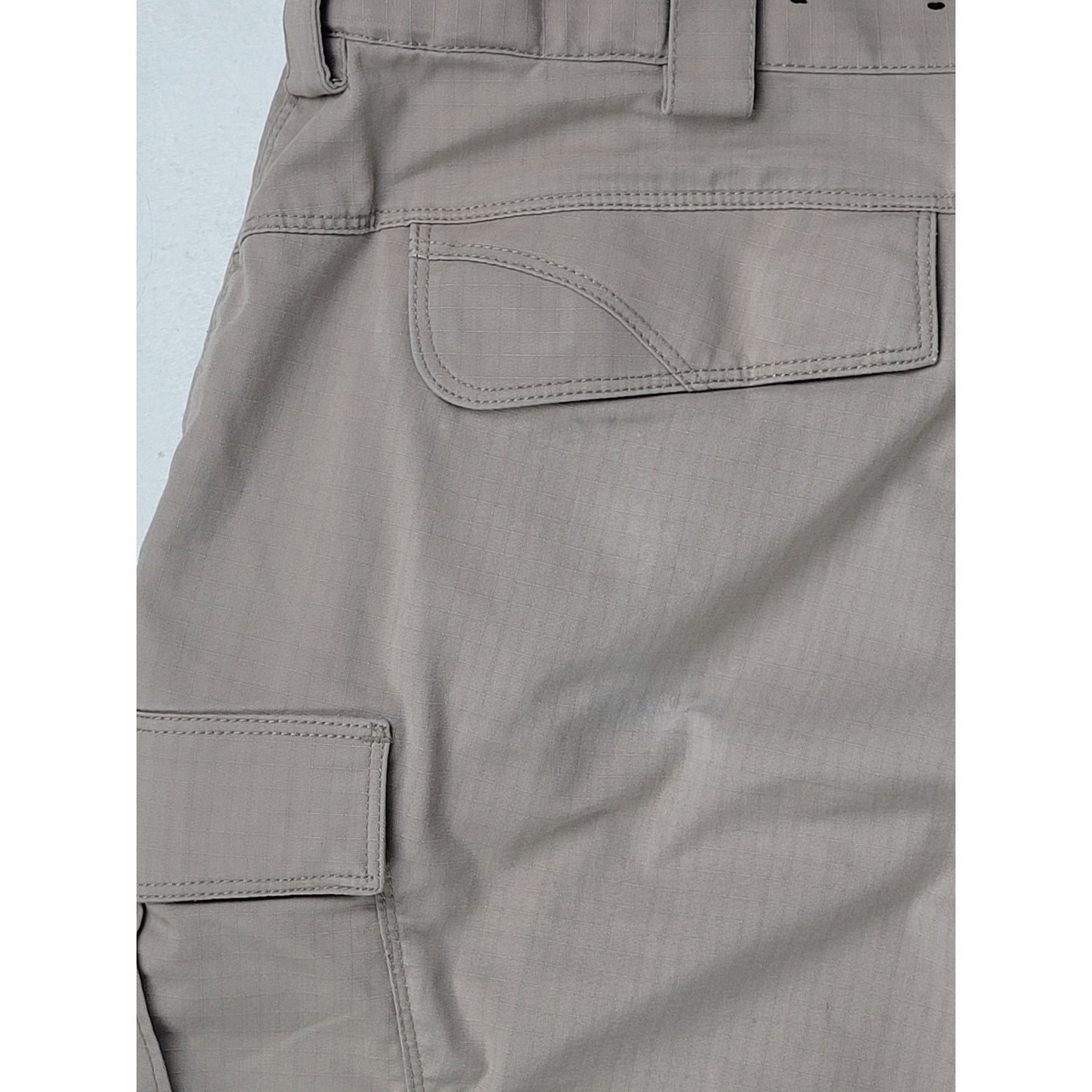 5.11 Tactical Series Khaki Cargo Work Fishing Hunting Pants Men's Sz 38x32