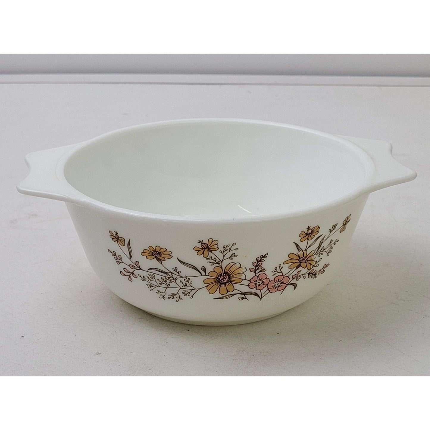 1970s Pyrex Daisy Silhouette Covered Dish & Woodland Country Casserole Dish Set