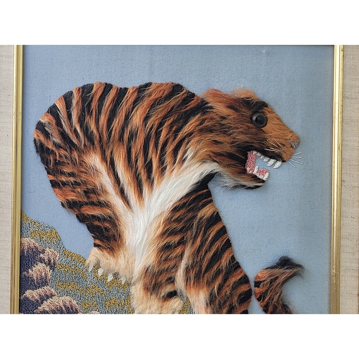 VTG 1960s Japanese Bunka Shisha Embroidered Picture Textured Tiger 19.5" x 15.5"