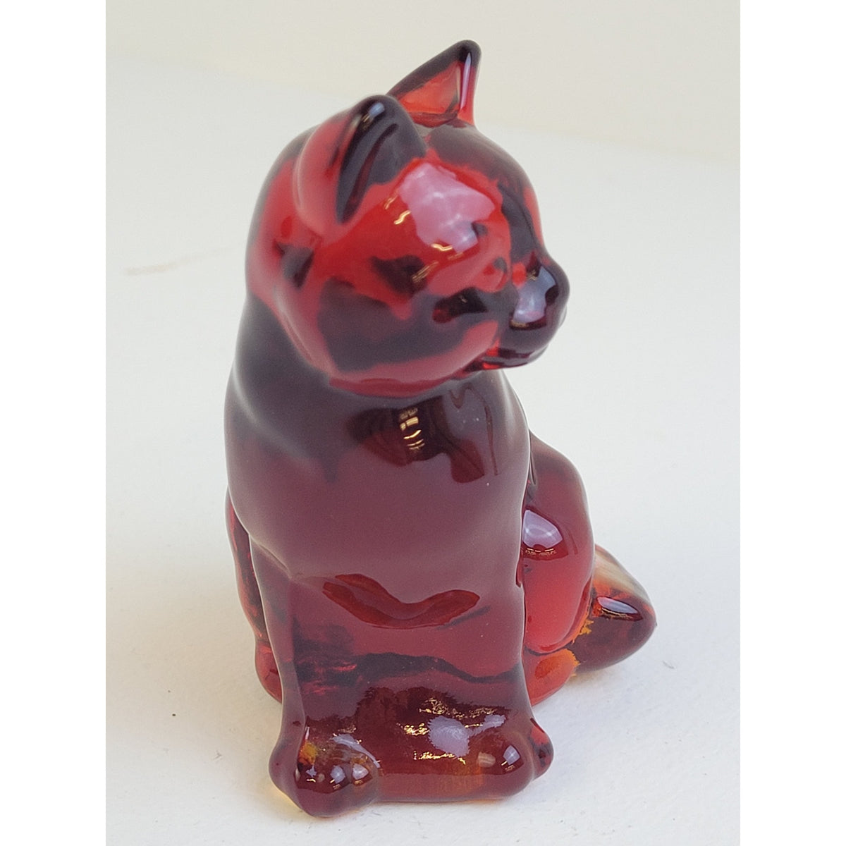 Vintage Fenton Glass Amberina Ruby Red Sitting Cat Kitten Figurine