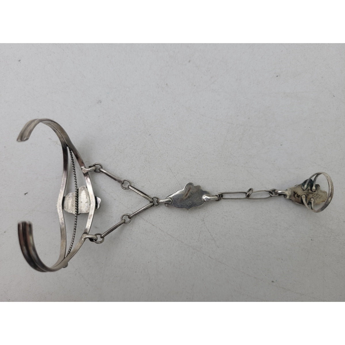 VTG 70s Sterling Silver Navajo Cuff Bracelet Ring Chain Opal Leaf Design