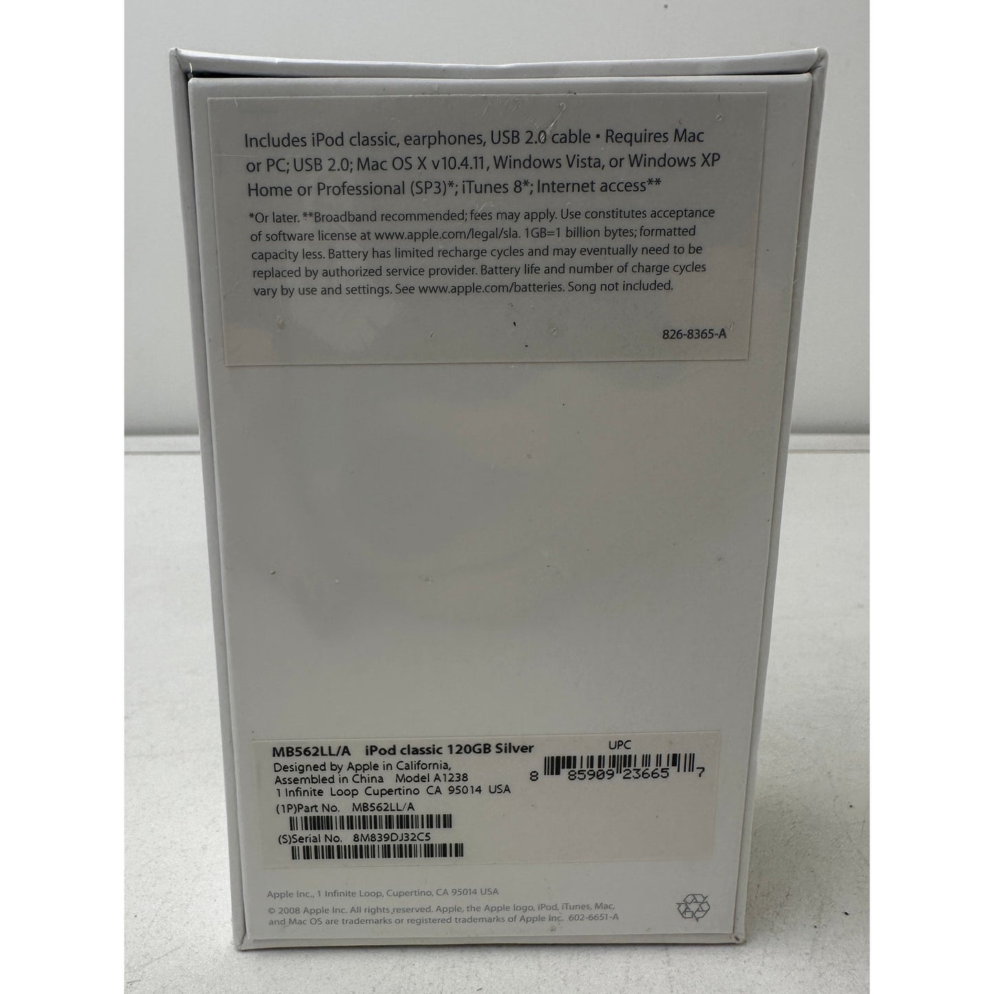 New Sealed Apple iPod Classic 7th Generation 120GB Silver MP3 Player