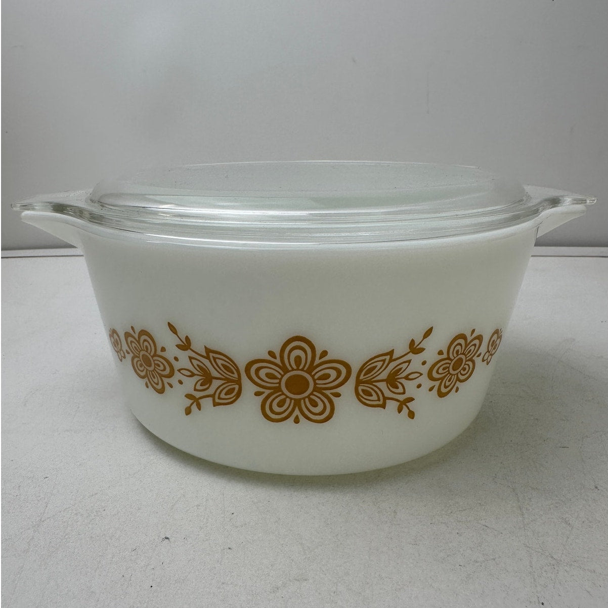 VTG Pyrex Mixed Casserole Set - Woodland Brown & Floral Butterfly Gold W/ Lids