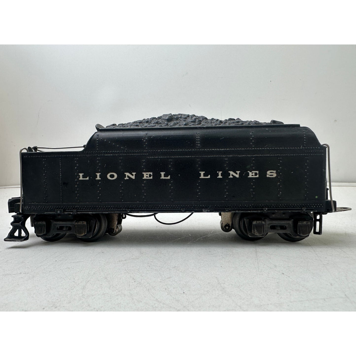 Vintage Postwar Lionel Lines No. 2426W O-Gauge Whistling Coal Tender
