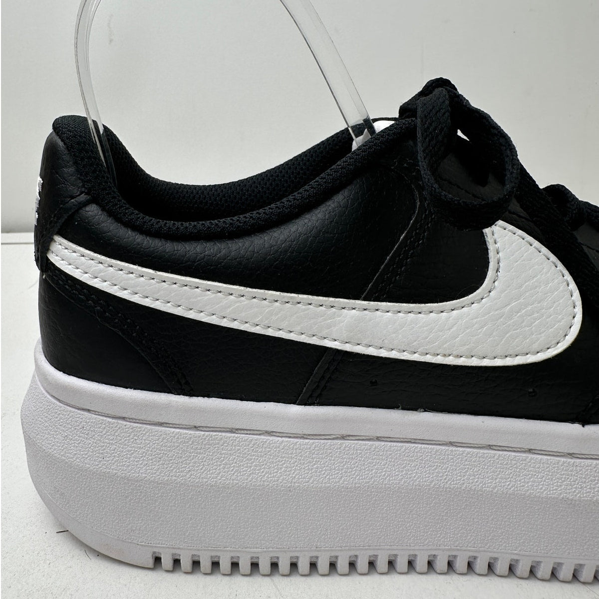 Nike Court Vision Alta LTR Black White Platform Sneakers Women's Sz 11