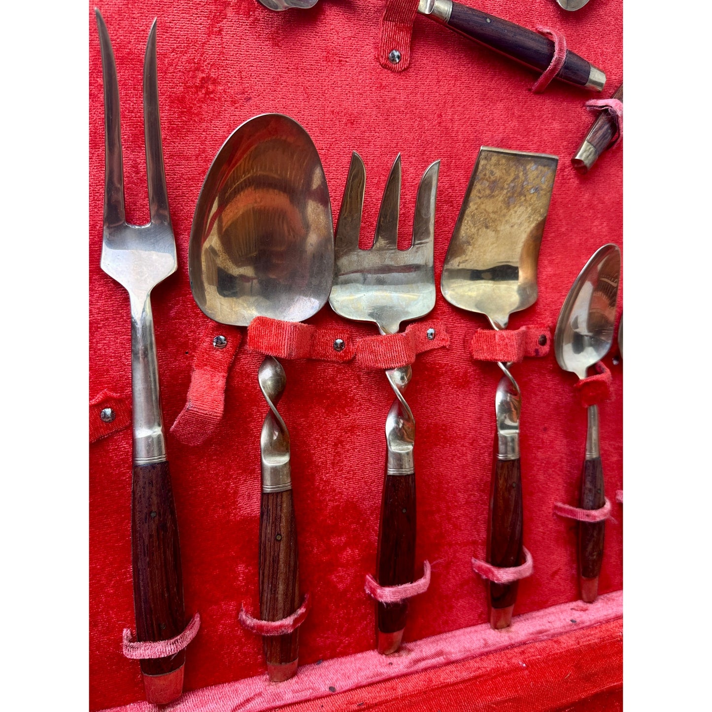 Vintage Bangkok Jewels Thai Bronze & Rosewood 59 PC Flatware Set