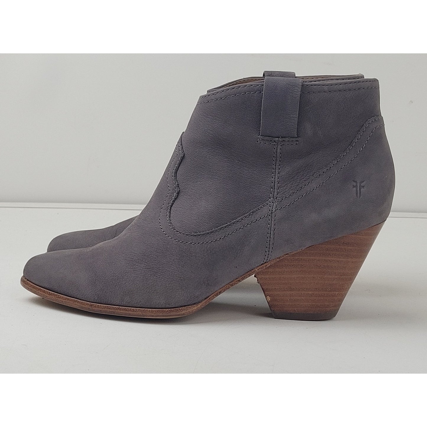 Frye Grey Cowgirl Side Zip Leather Booties Sz 7.5