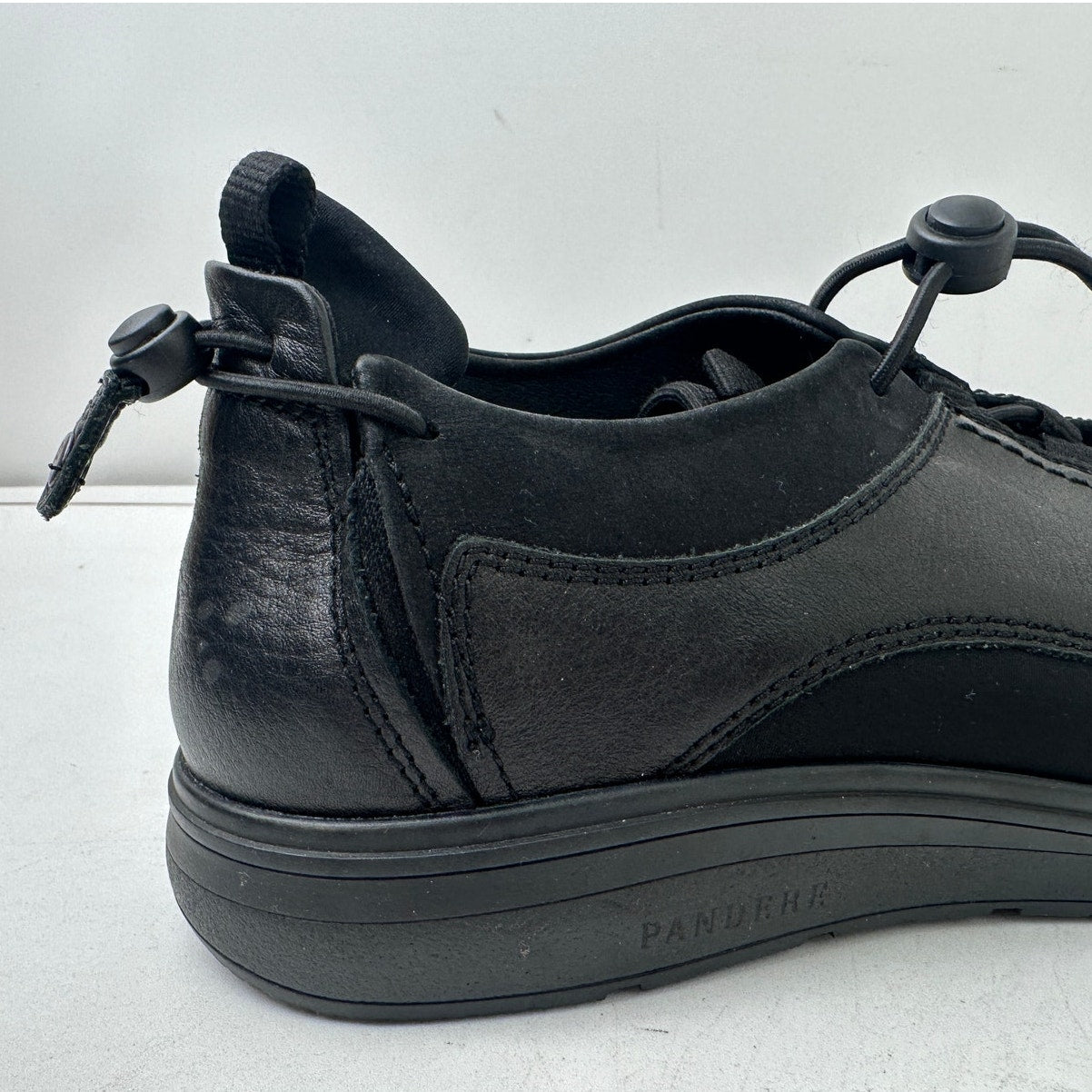 Pandere Bolero Expandable Leather Sneakers Black Men's Sz 12