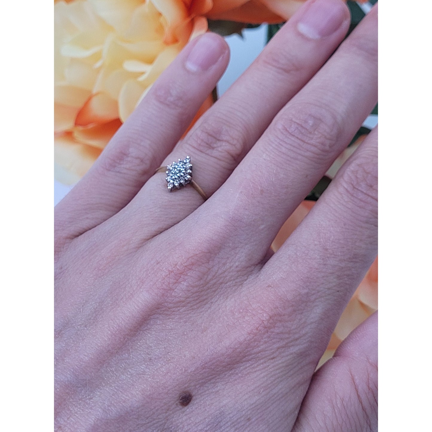 10K Yellow Gold & Diamond Cluster Engagement Ring Sz 5