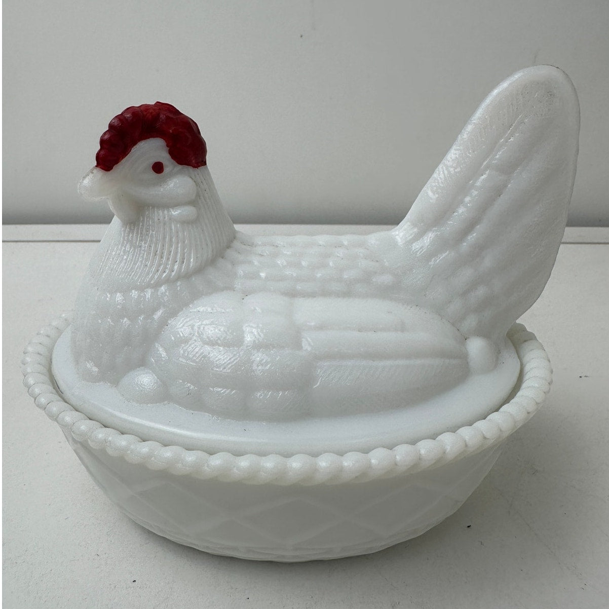 Vintage Westmoreland White Milk Glass Hen On Nest Covered Dish