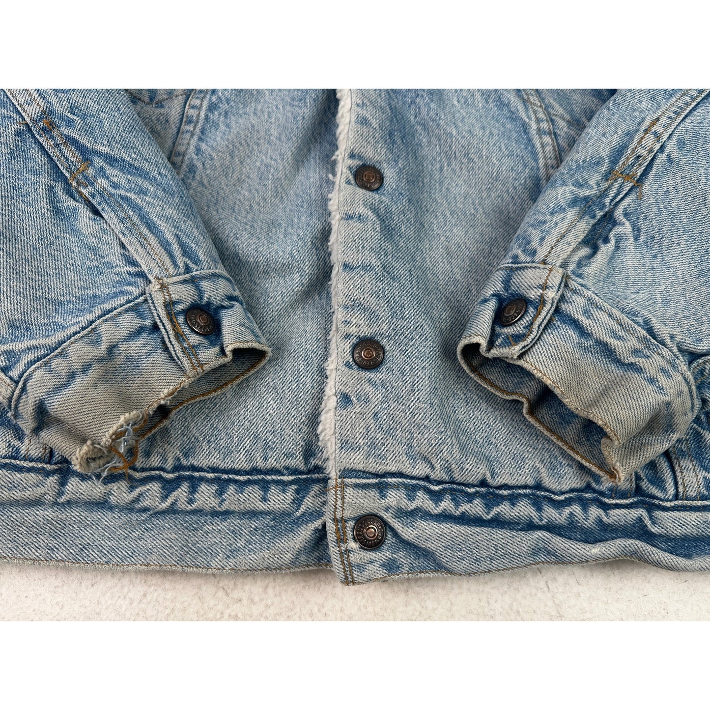 Vintage Levi's Made in USA Sherpa Lined Denim Trucker Jacket M's XL / W's XXL