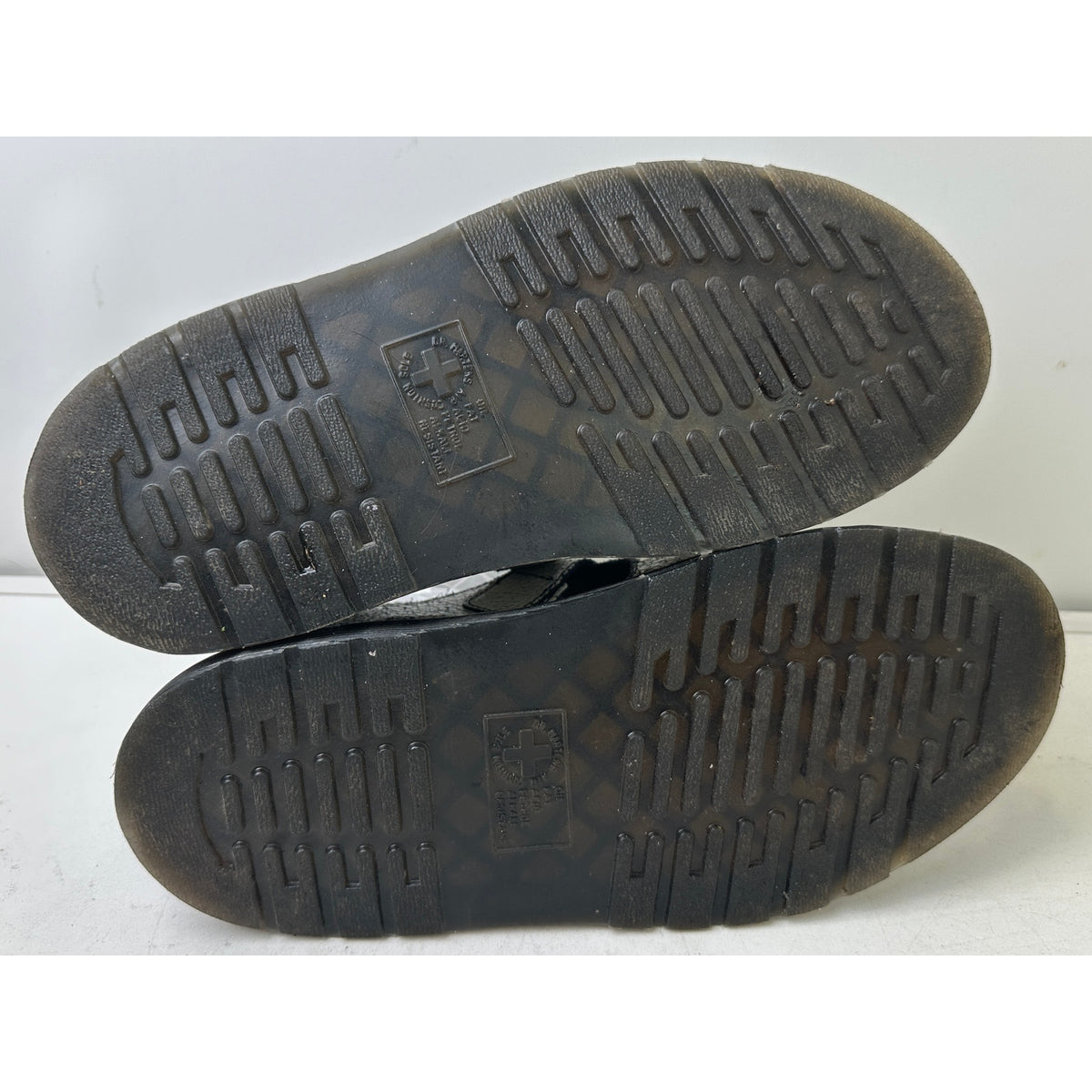Vintage Dr. Martens Asha Double Tongue White Crackle Leather Sandal Women's Sz 9