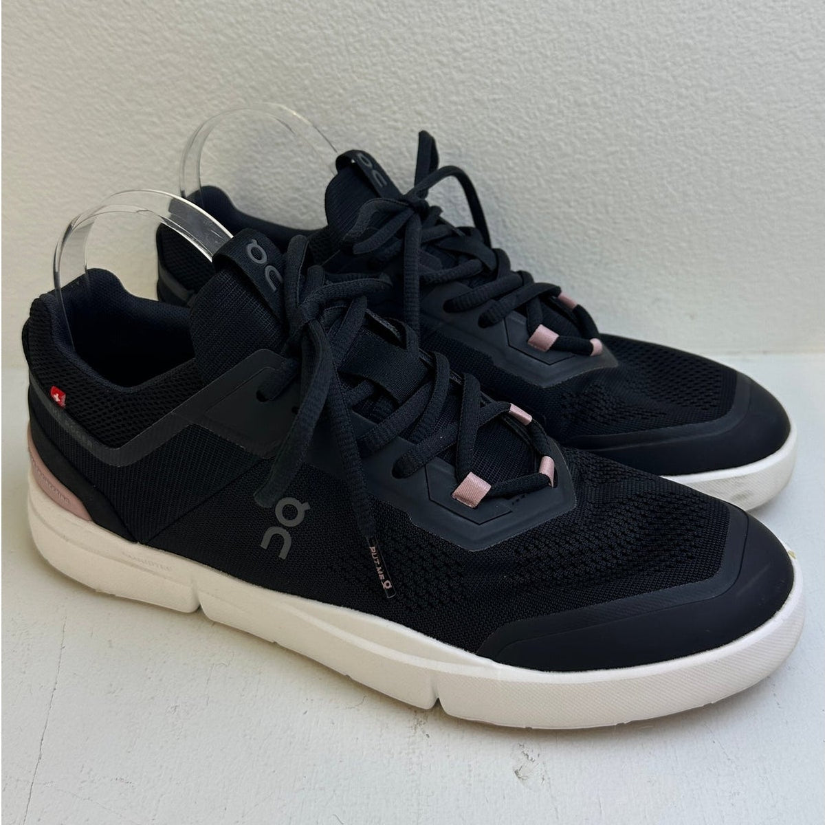 On Cloud The Roger Spin Black Zephyr Sneakers Women's Sz 9.5