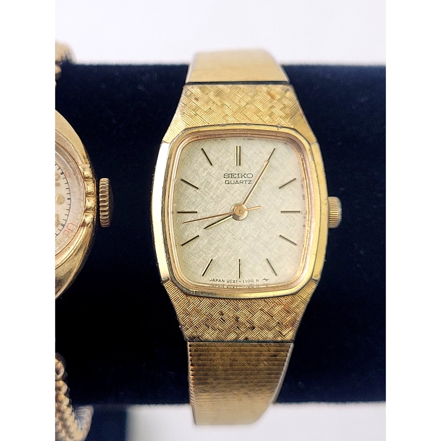 Vintage Watch Lot Bulova, Timex, Helbros, Elgin, Seiko GF