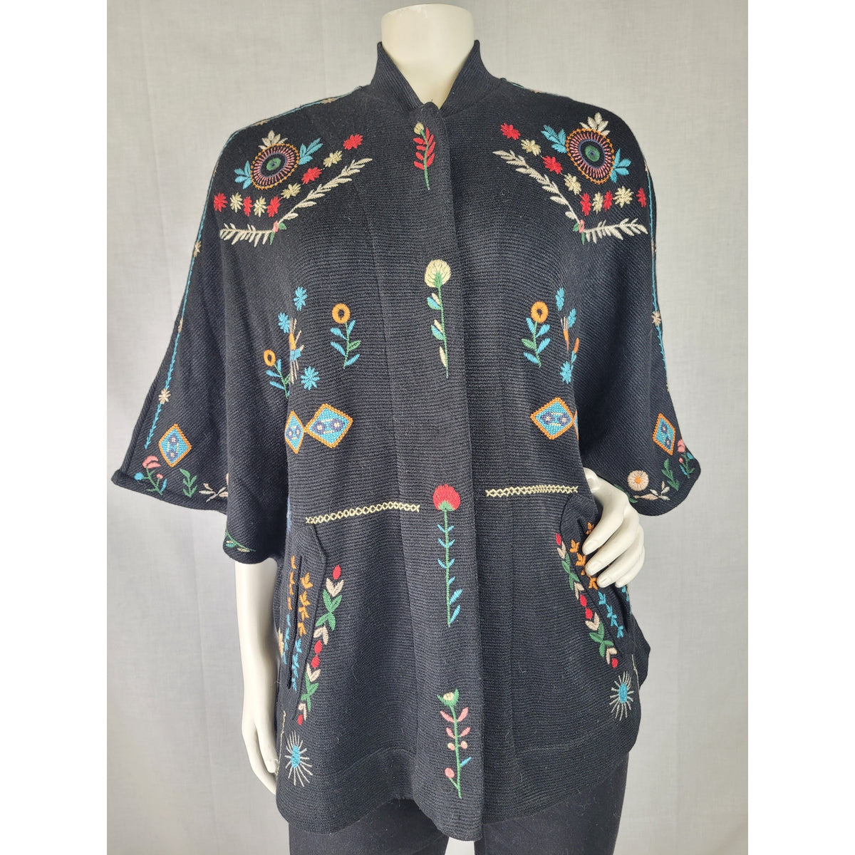 Johnny Was Josiy Poncho w Multicolored Floral & Geometric Embroidery Sz S