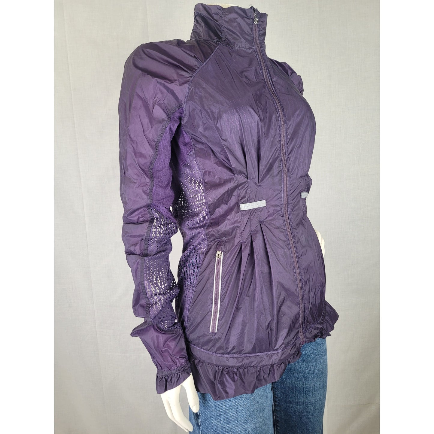 Lululemon Purple Run Wild Jacket Mesh Panels Ruffle Detail Women's Sz 4/6