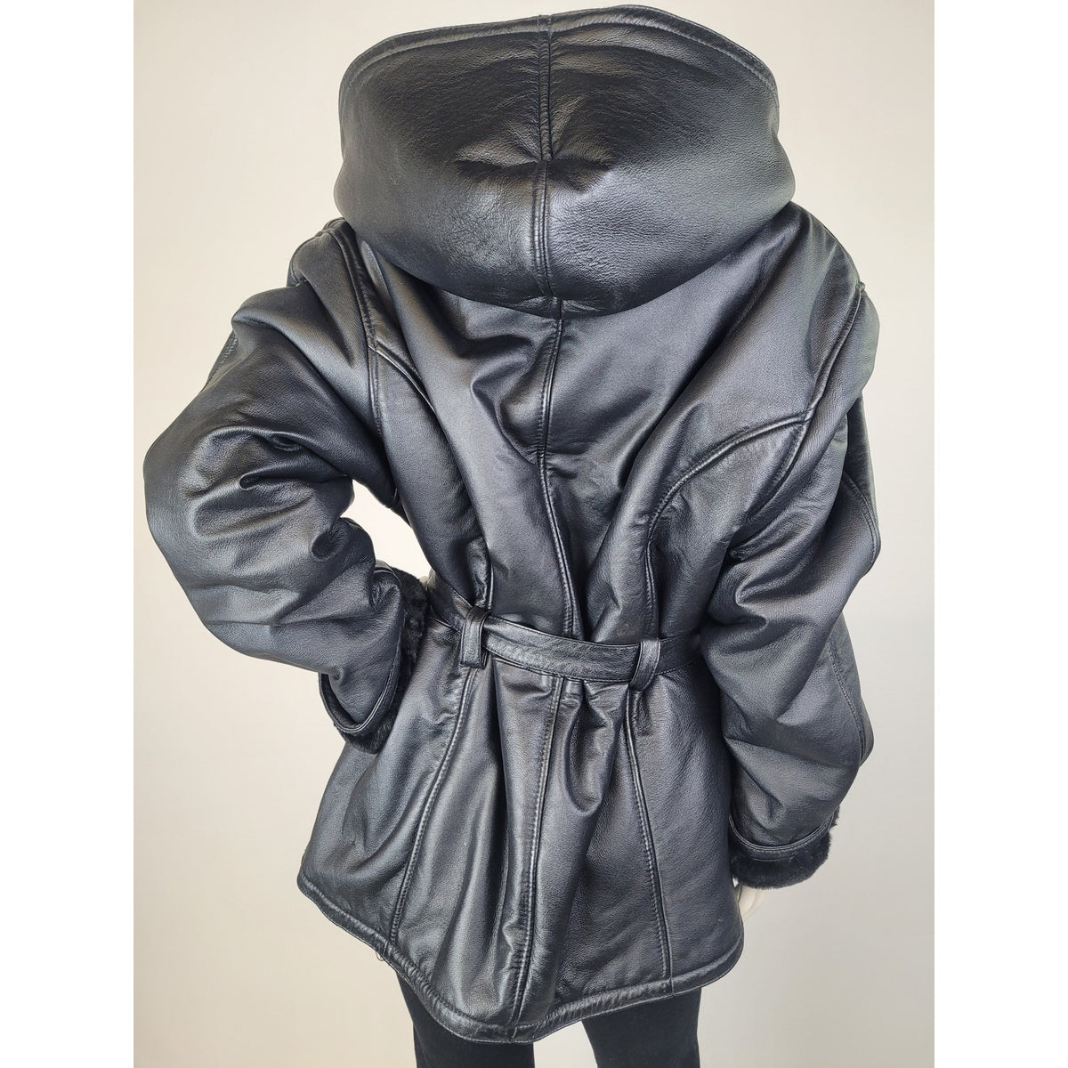 Vintage Wilsons Leather Black Leather Hooded Fur-Lined Jacket w Belt Sz L
