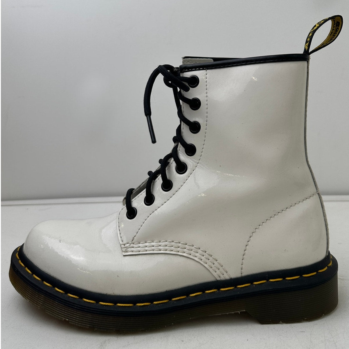 Dr. Martens 1460 White Patent Leather 8-Eye Combat Boots Women's Sz 7