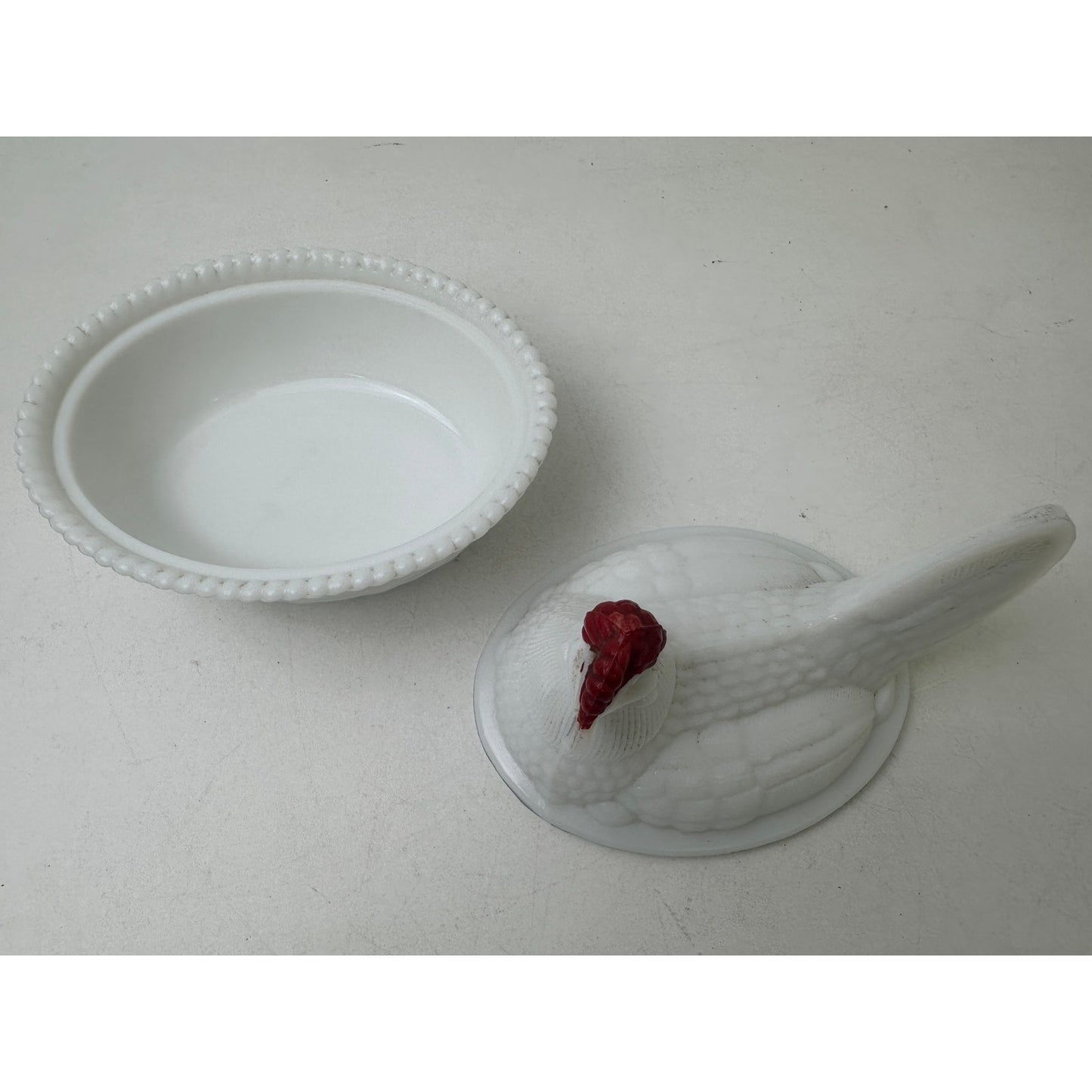 Vintage Westmoreland White Milk Glass Hen On Nest Covered Dish
