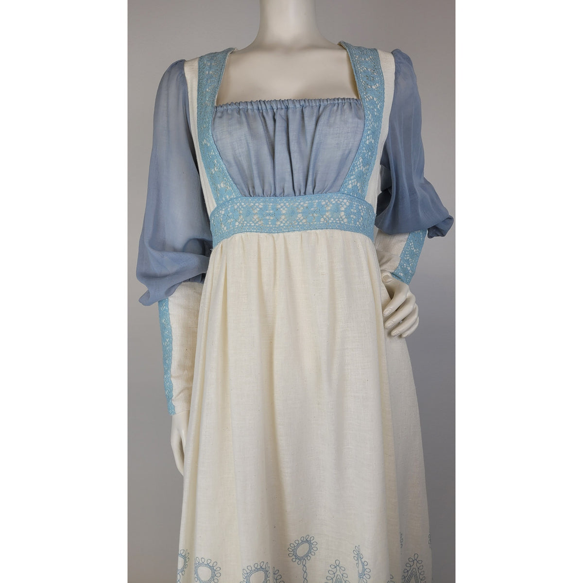 VTG 70s Gunne Sax Medieval Revival Maxi Dress Blue & Ivory w Embroidery Sz 9 (S)