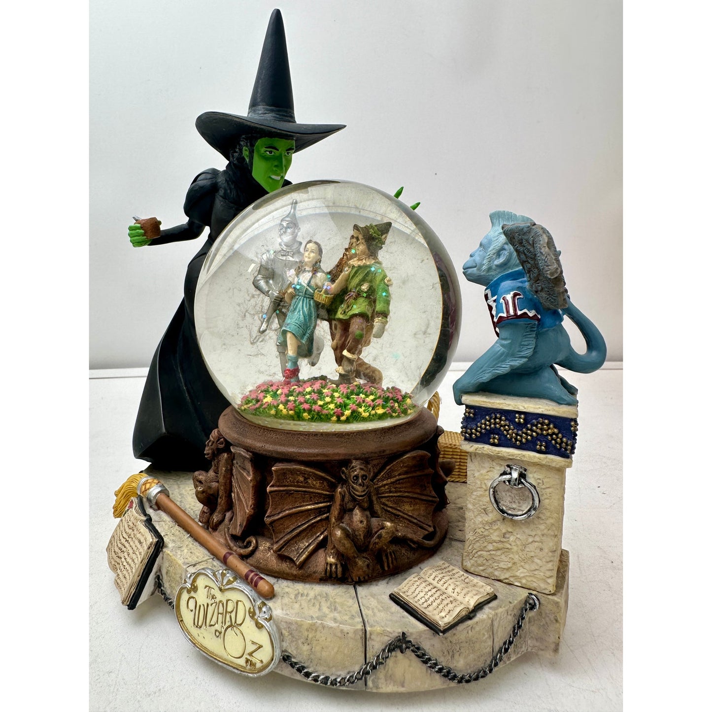 Vintage San Francisco Music Box Company Wizard of Oz Wicked Witch Crystal Ball Musical Snow Globe