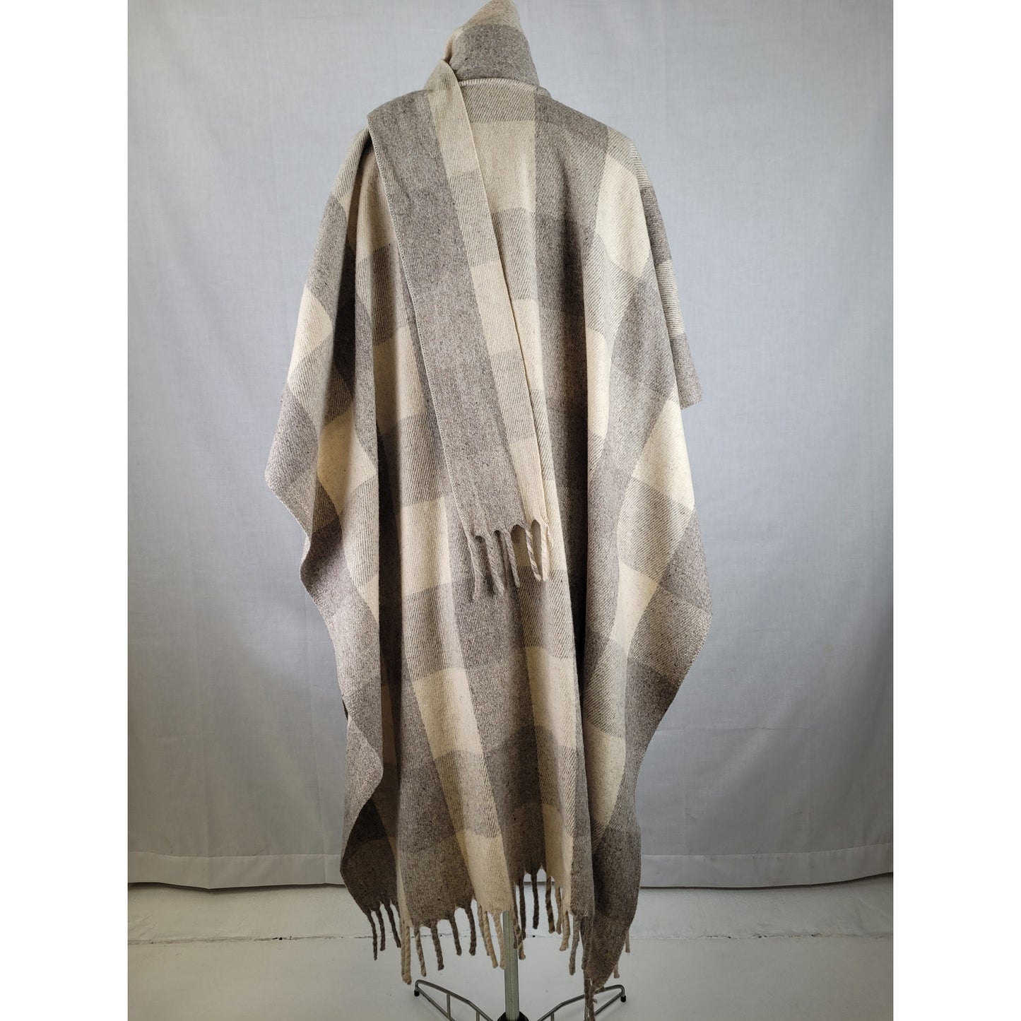 1950s-60s Plaid Wool Cape Poncho Fringe Neck Tie | One Size