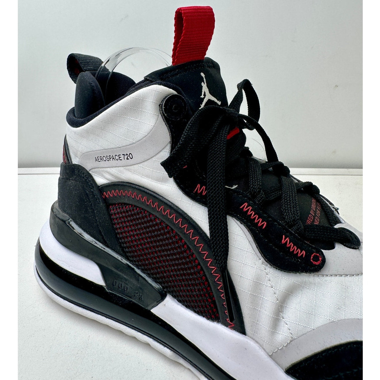 Jordan Aerospace 720 White Black Gym Red Sneakers Men's Sz 8.5