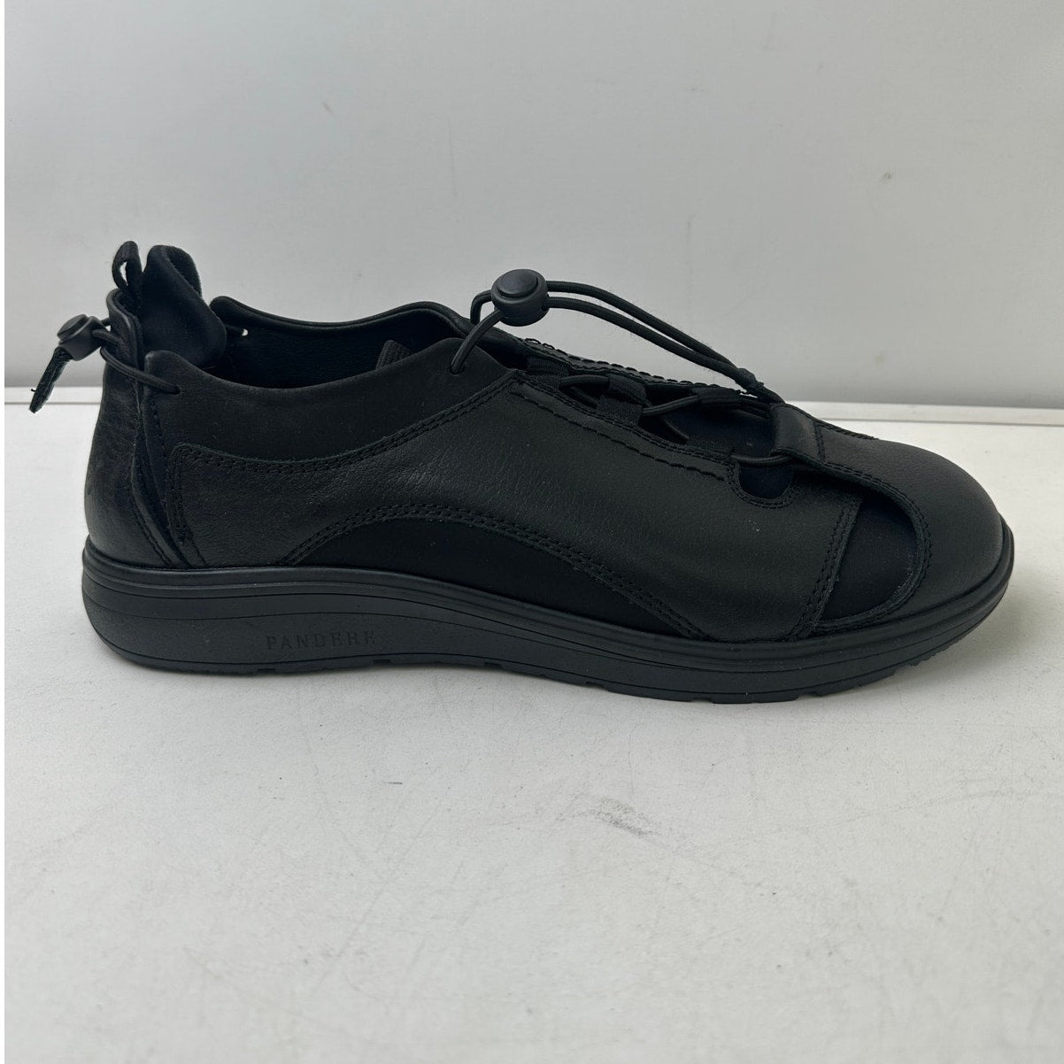Pandere Bolero Expandable Leather Sneakers Black Men's Sz 12