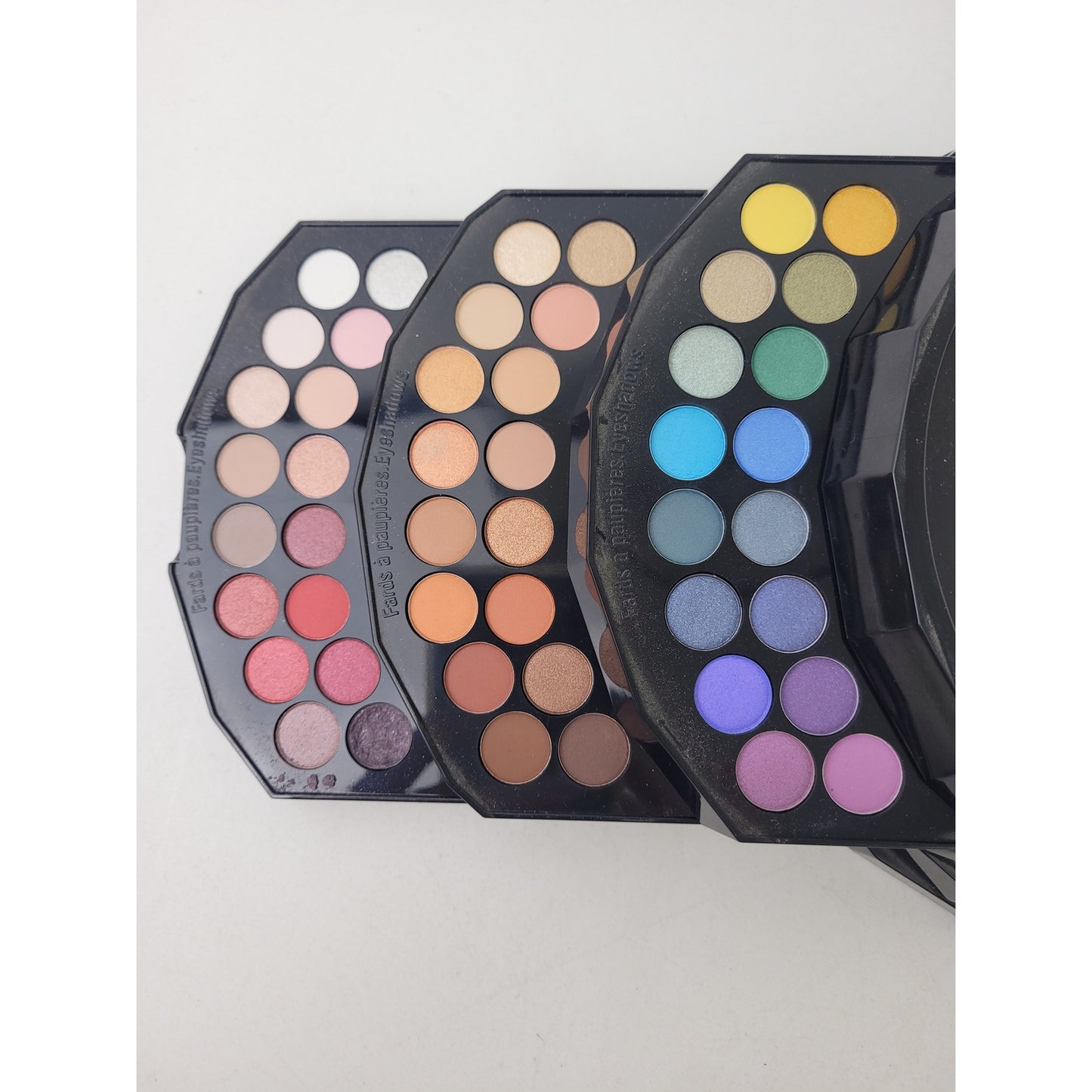Sephora Igloo Palace Makeup Palette Gift Set Kit 109 Colors