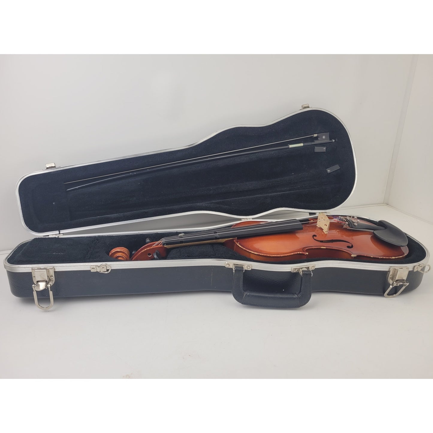 Vintage 2001 Scherl & Roth Model R270E44 4/4 Violin w/ Bow and Hard Case