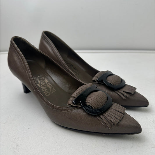 Vintage Salvatore Ferragamo Taupe Leather Gancini Fringe Pointed Toe Heels Women's Sz 7.5