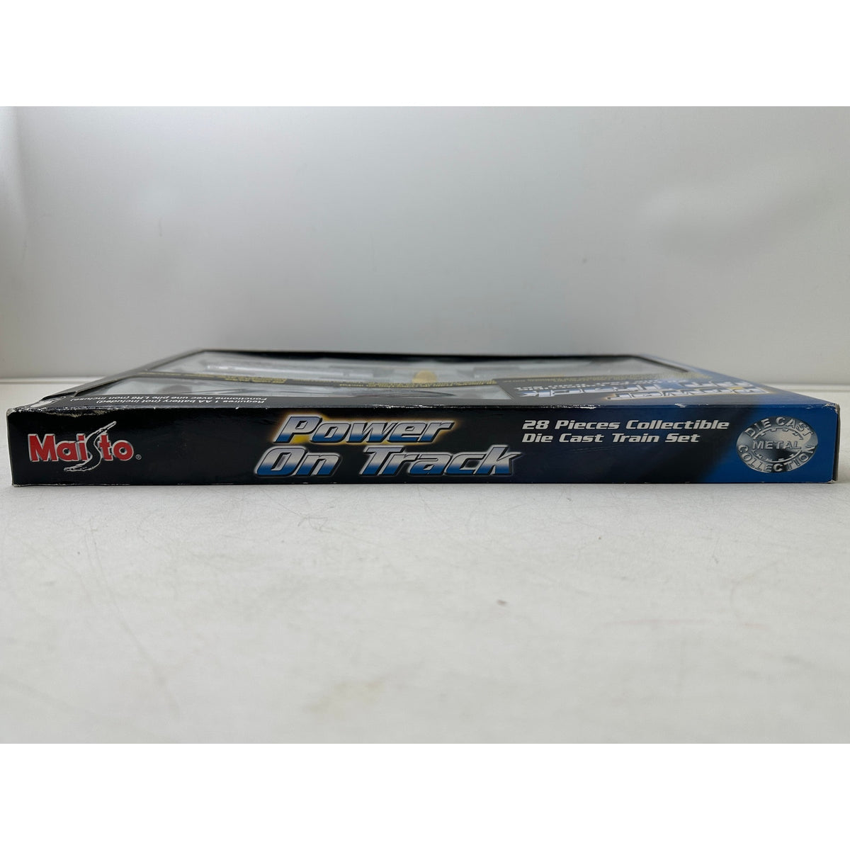 Vintage Maisto Power On Track Santa Fe 28-Piece Collectible Die-Cast Train Set