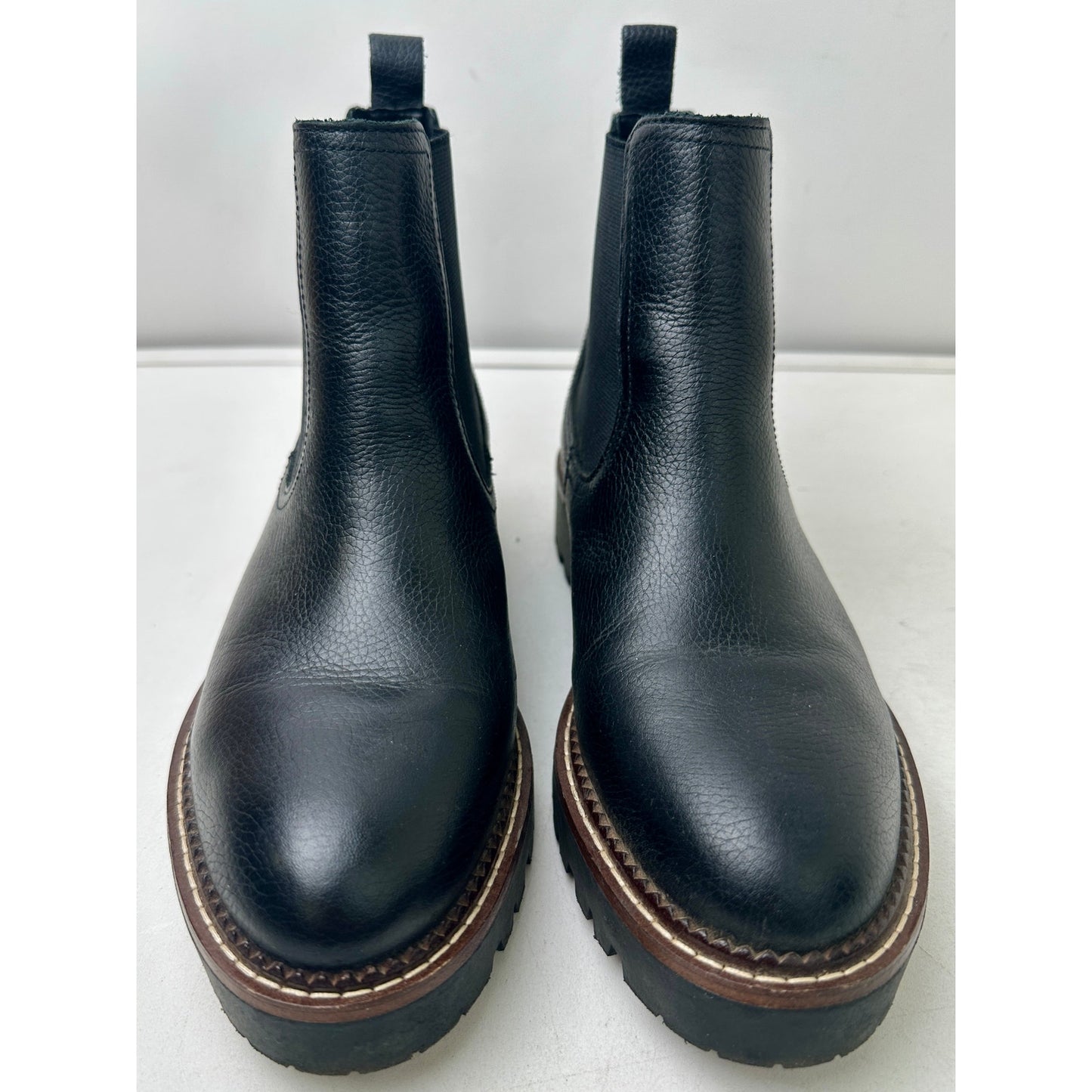 Caslon Miller Water Resistant Black Leather Chelsea Lug Boots Women's Sz 7.5