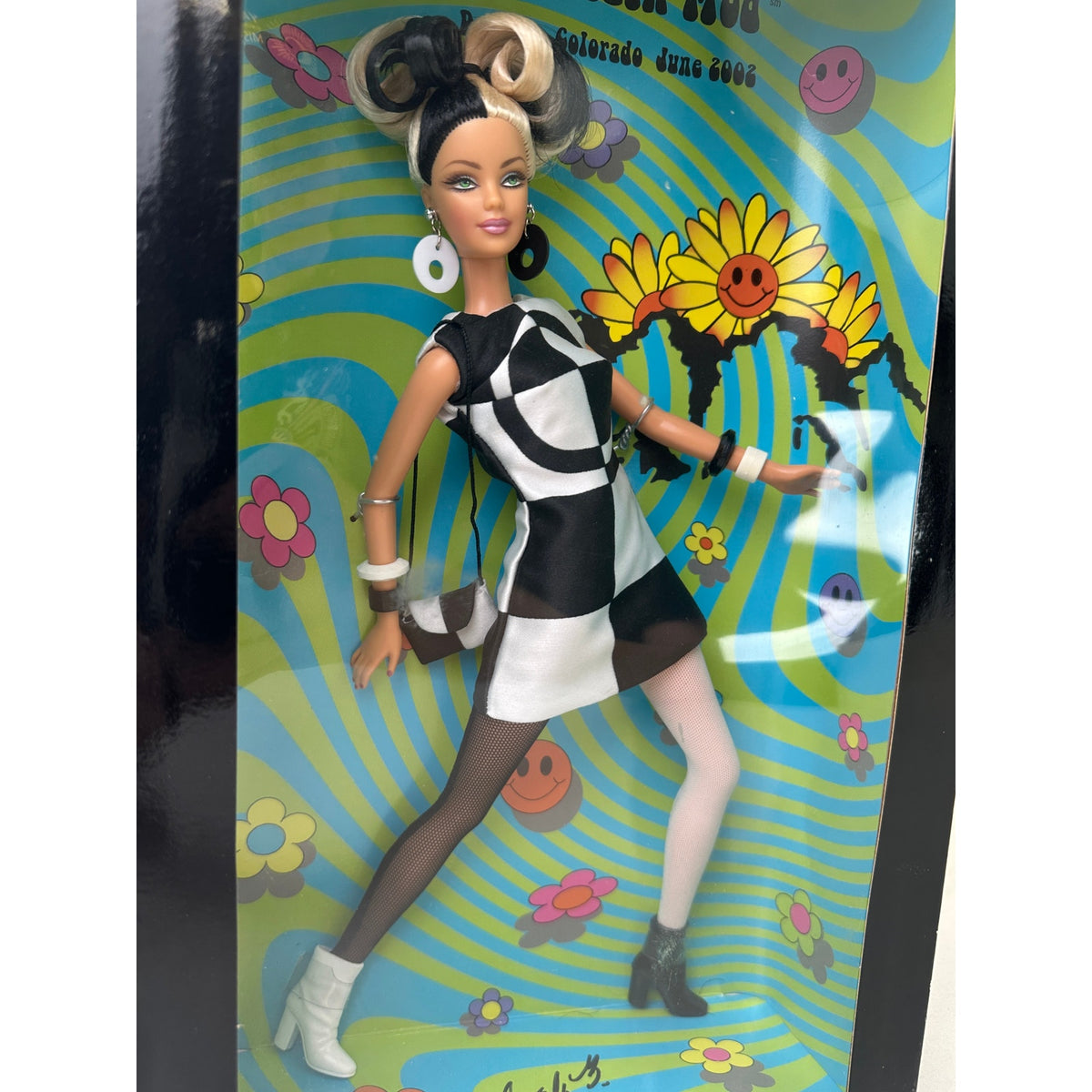 2002 National Barbie Doll Collectors Convention Exclusive Rocky Mountain Mod Barbie Doll Signed NIB