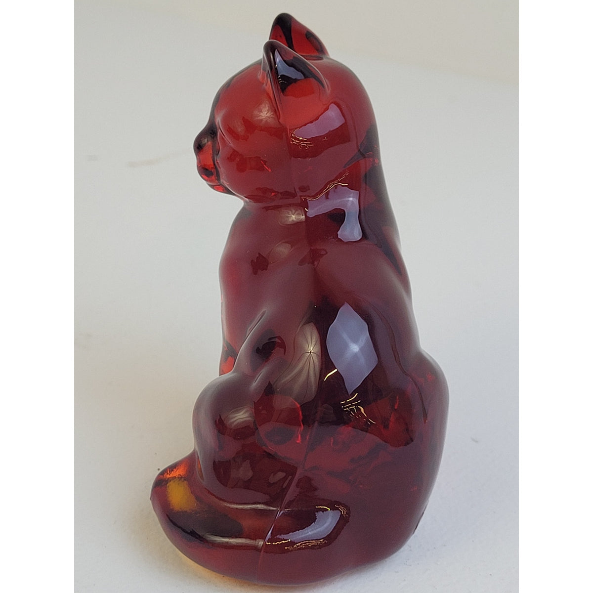 Vintage Fenton Glass Amberina Ruby Red Sitting Cat Kitten Figurine