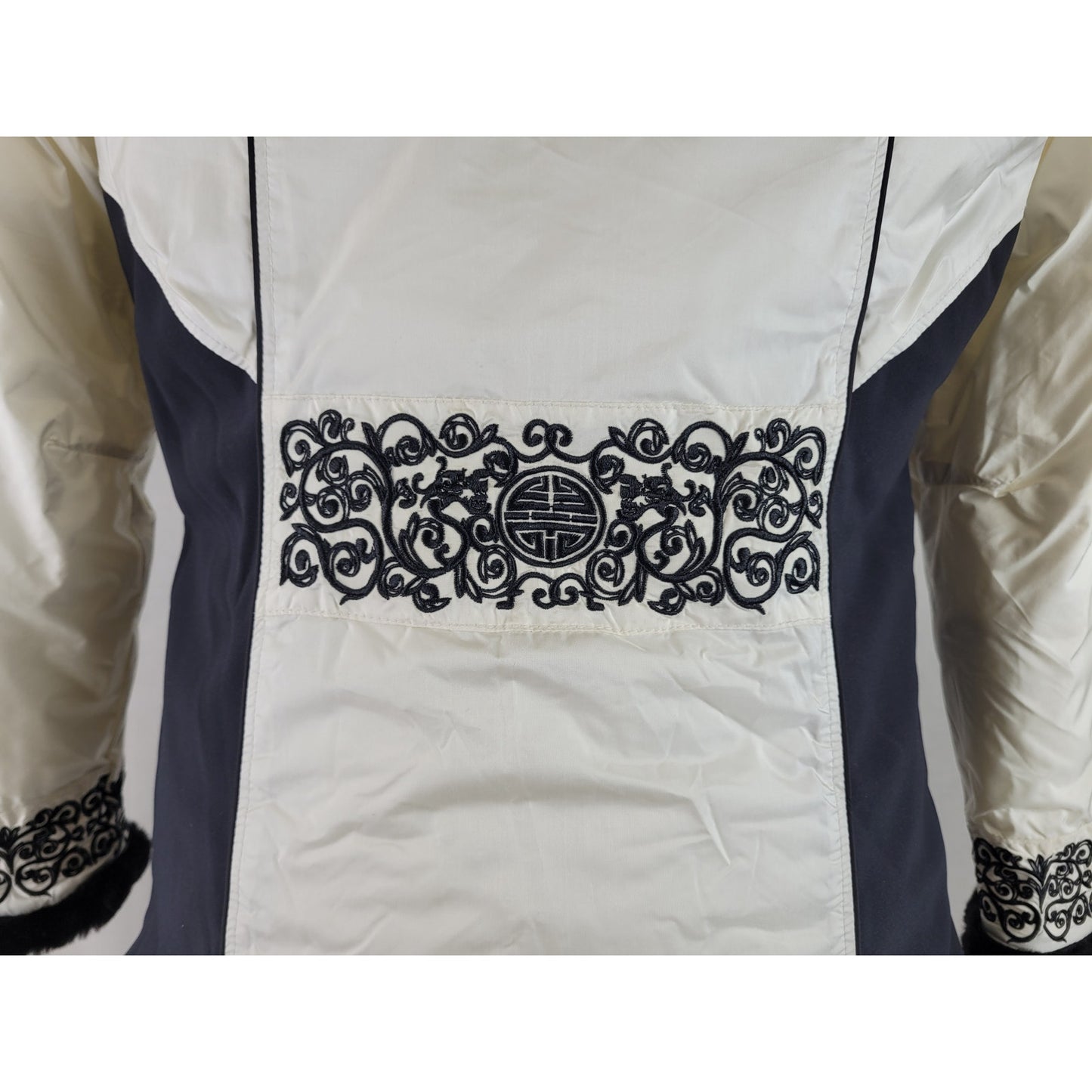 Obermeyer Ski Jacket White & Black Faux Fur Collar Women's Sz 10