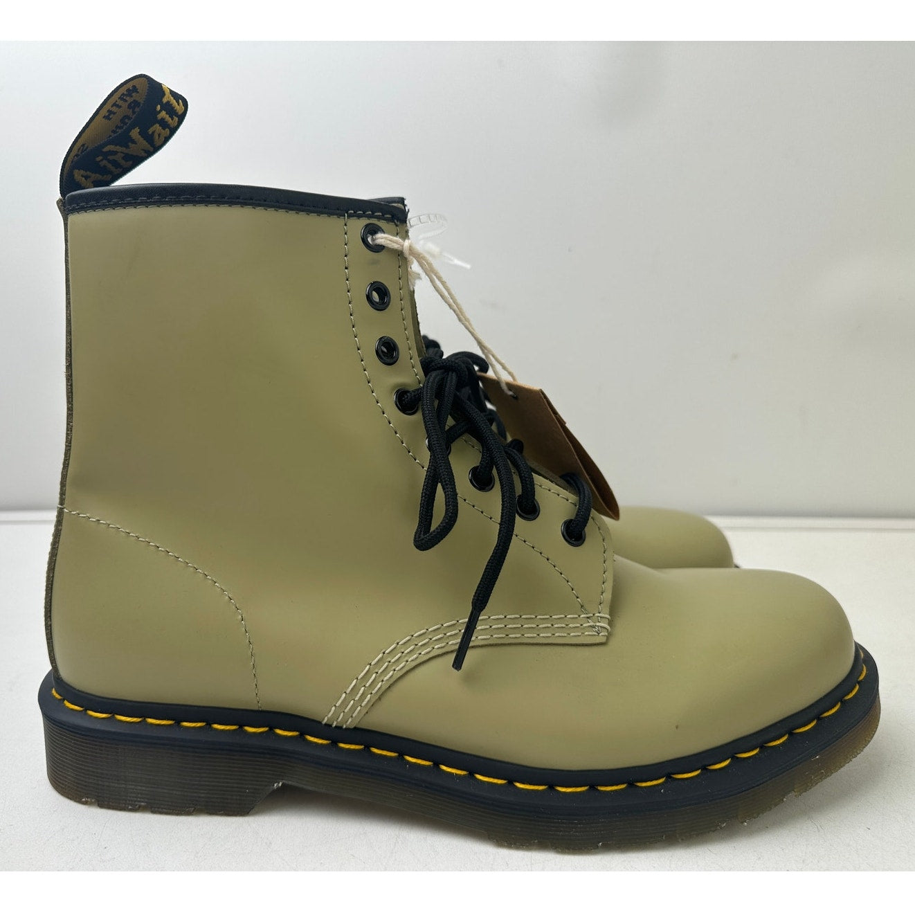 Dr. Martens 1460 Pale Olive Smooth Leather 8-Eye Boots Sz Men's 11 / Women's 12