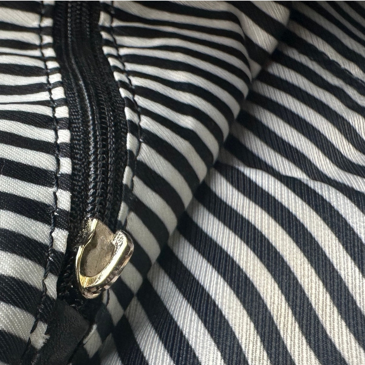 Kate Spade Charles Street Small Haven Black Pebbled Leather Hobo Bag