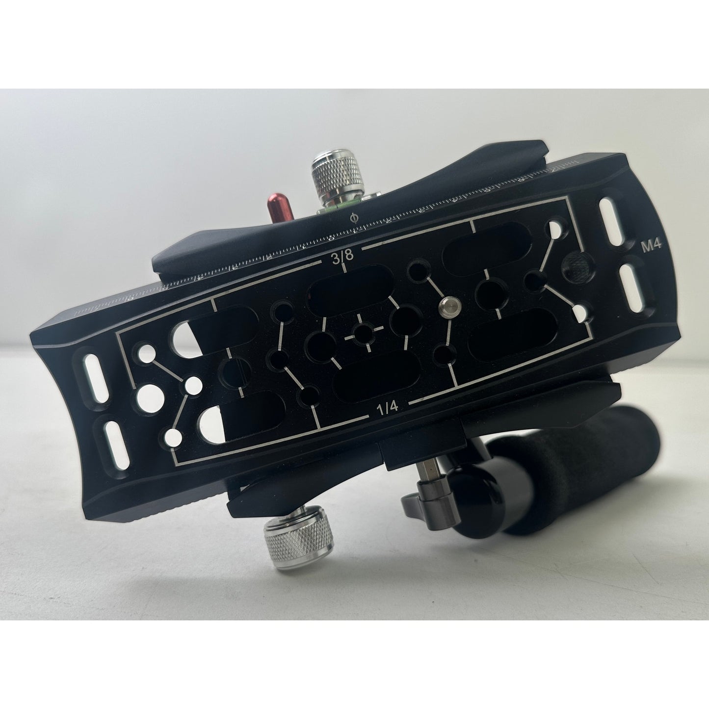 Laing P-4S Carbon Fiber Handheld Mechanical Camera Stabilizer