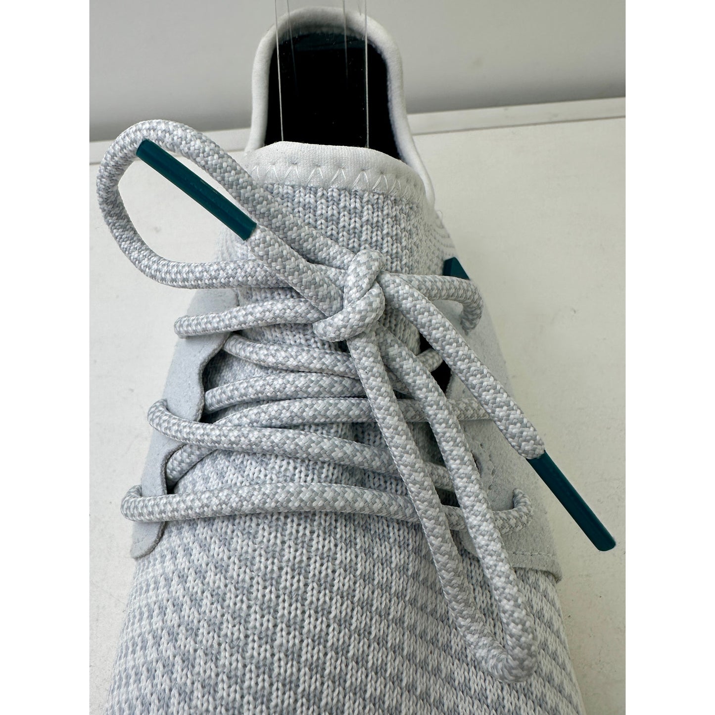 Vessi Everyday Classic Waterproof White/Grey Knit Sneakers Women's Sz 8