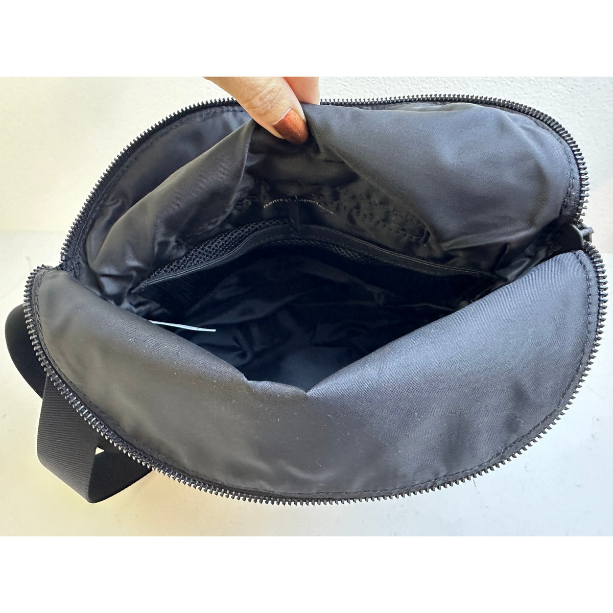 Lululemon Black All Night Festival Bag 5L
