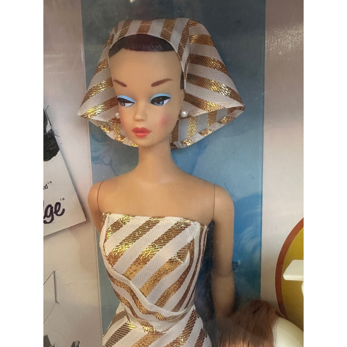 2009 Mattel My Favorite Barbie 1963 Fashion Queen Wig Wardrobe