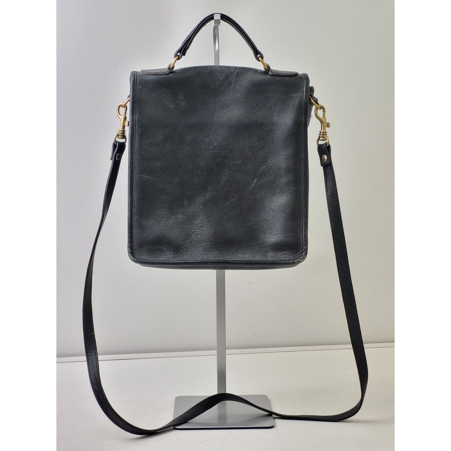 Vintage 90s Coach Station Bag Black Leather Brass Turn-Lock Crossbody Purse