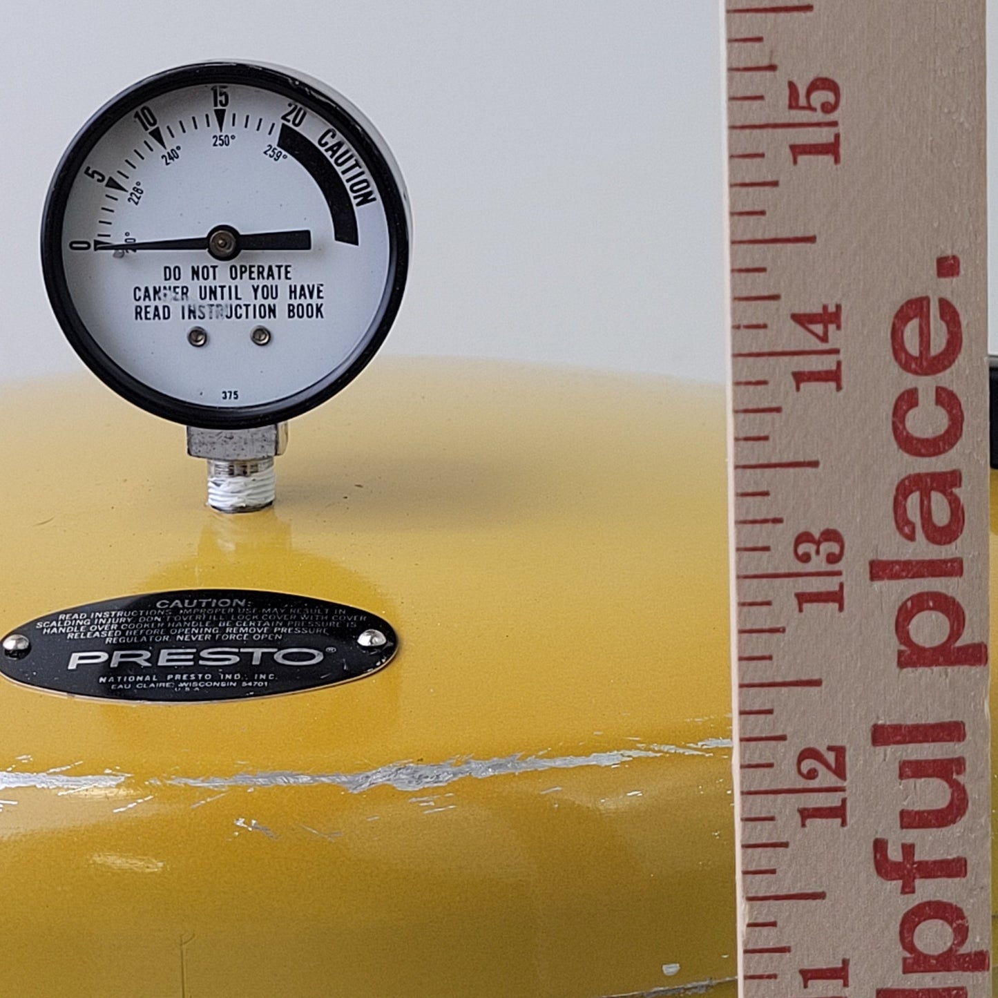 Vintage Presto Pressure Cooker Canner Large 20 Qt Yellow Harvest Gold